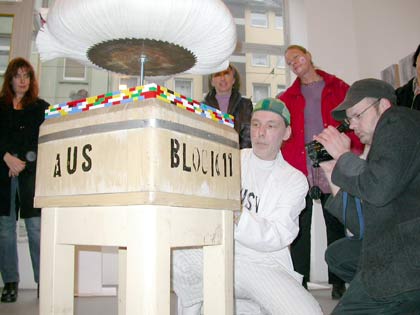 zur&uuml;ck
